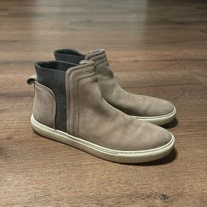 KENNETH COLE REACTION Jodi High top Suede Sneakers sz 7.5